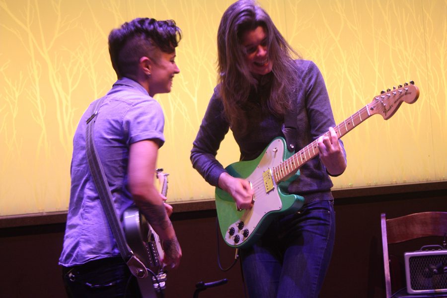 Guitarist Jen Trani, left, and Maryleigh Roohan play in tandem during an impromptu jam session in the first set. Roohan described her partnership with Trani as a friendly game of one upmanship where both musicians benefited.
