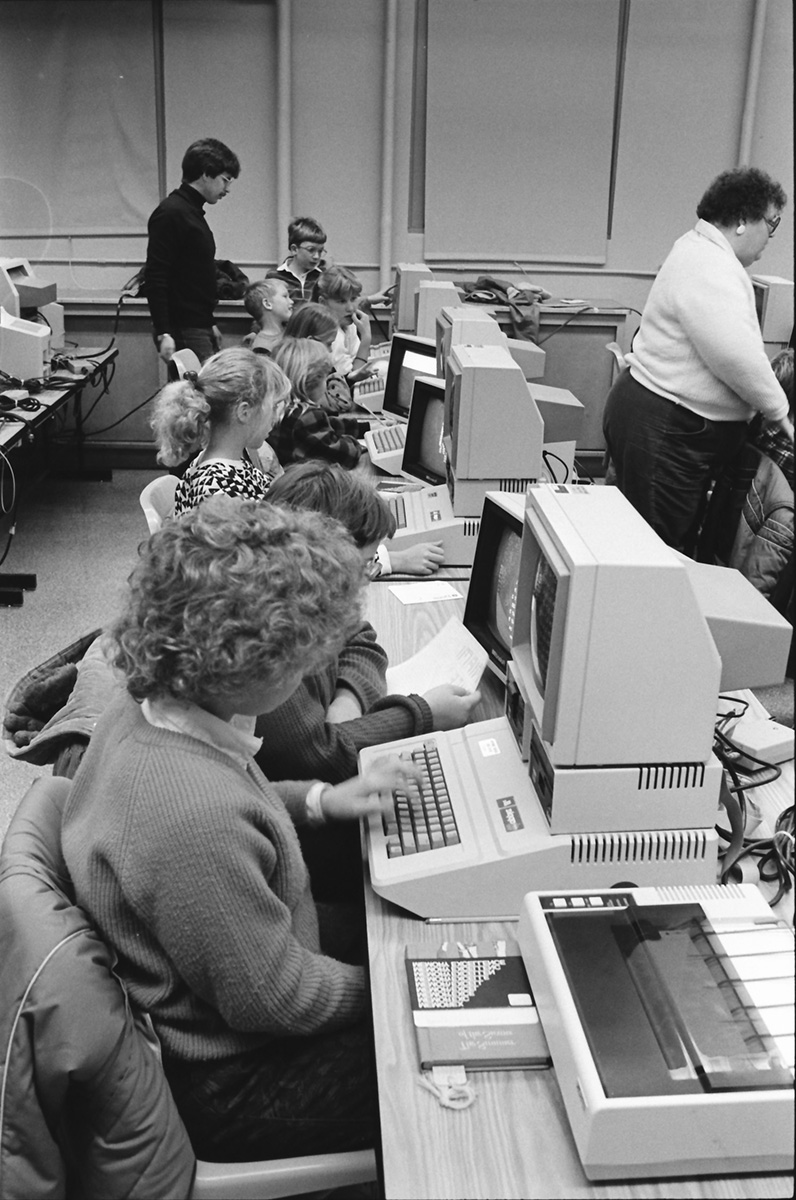Children in Elementary Education High Potential at the School of Education worked at computers 1986.
