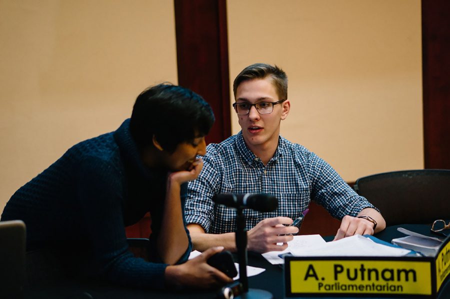 Student+Body+President+Ashley+Sukhu+and+Parliamentarian+Alec+Putnam+engaged+in+conversation%3B+both+were+supporters+of+the+update+to+Student+Senate%E2%80%99s+campaign+policy.