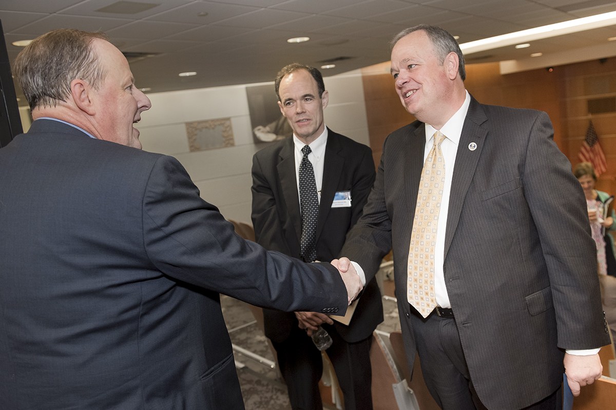 Chancellor Schmidt finalized an agreement with Mayo Clinic over the summer to expand research opportunities for UW-Eau Claire students in many fields of study. Discussion over the agreement began in February of this year, Schmidt said.