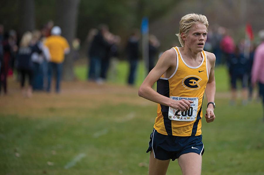 Darin Lau, a senior cross country athlete, is a top contender for the national individual title this year. 