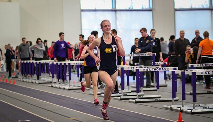 Powered by strong finishes in field and sprint events, the Blugold women’s indoor track team came in first place at the UW-Oshkosh Titan Challenge. The men’s team came in second at the invite. 
