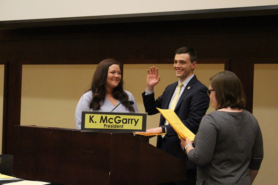 Branden Yates and Maddie Forrest took the oath of office at Monday’s Student Senate meeting.