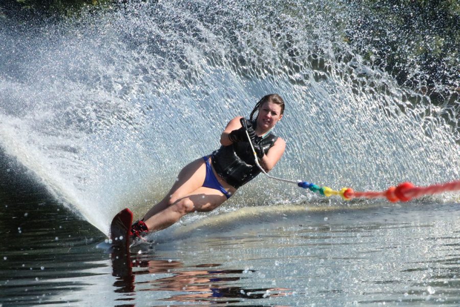 Roecker takes a hard cut outside the boat’s wake.