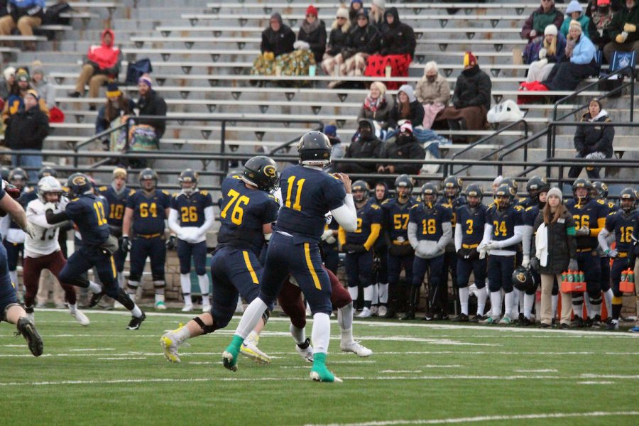 No. 11 Scott Procter, a fourth-year quarterback, completed 11 of his 23 pass attempts for 155 yards while throwing many of these passes to Leeshaun Evans, who had 99 receiving yards that day. 