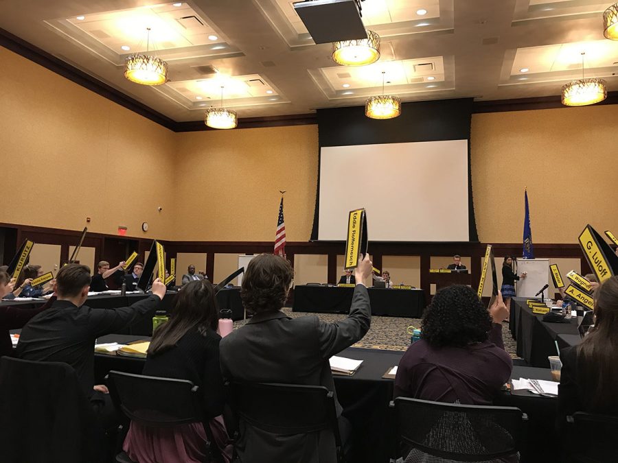 Student Senate unanimously passed two budgets and two resolutions at Monday night’s meeting. 