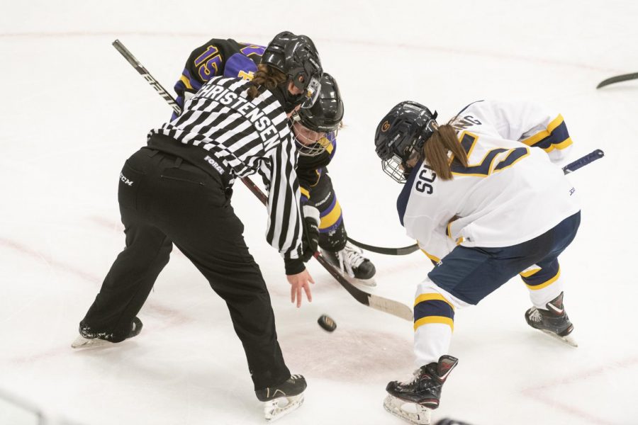 The+Blugolds+took+their+first+loss+of+the+season+against+UWRF+on+Friday