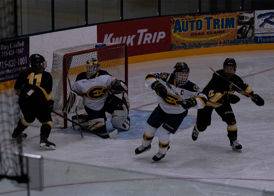 The women’s hockey team remains undefeated after its win against UW-Superior on Saturday.