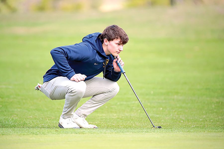 Illinois Invitational Invites the Eau Claire BluGolds Men’s Golf team to compete