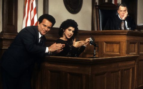 Vinny Gambini (Joe Pesci) and Mona Lisa Vito (Marisa Tomei) in courtroom comedy “My Cousin Vinny