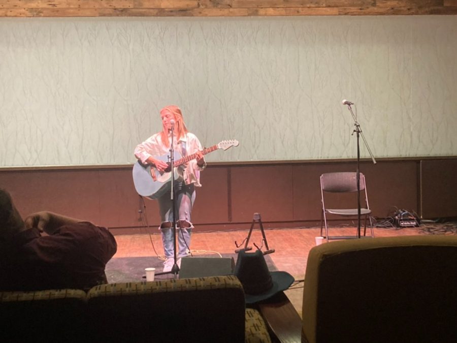 Brooke Elizabeth performing at The Cabin