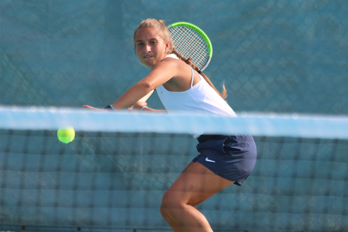 Women’s tennis competes in Midwest-wide tournament