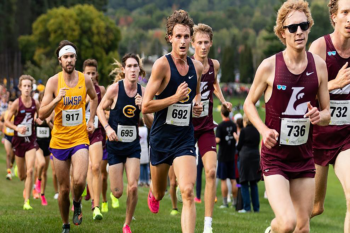 Blugolds race alongside several teams in home invite