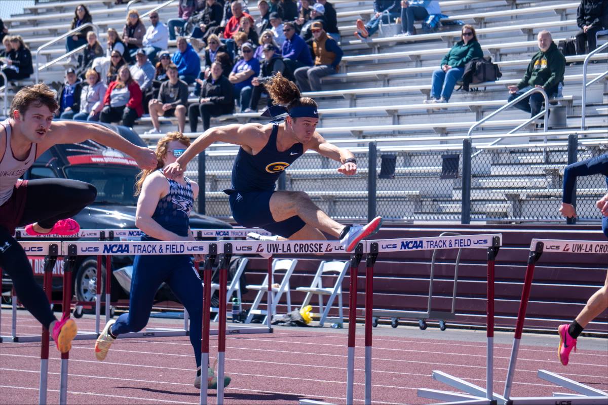 The+Blugolds+just+started+their+outdoor+season.+There+is+still+a+lot+to+come.%0APhoto+by+Colin+McClowry+from+UWEC+Track+%26+Field+used+with+permission.